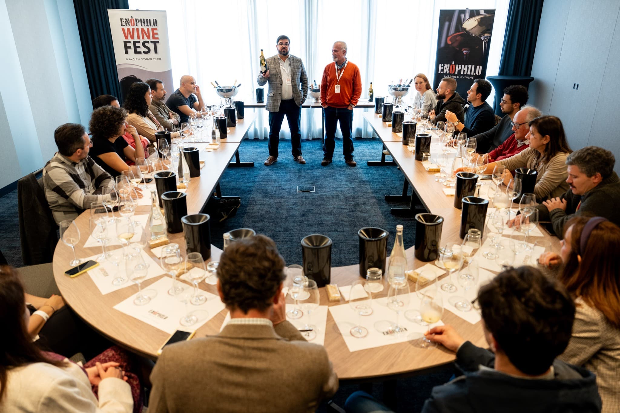 A Escola Enóphilo é diferente: Curadoria Portuguesa e ligação cultural